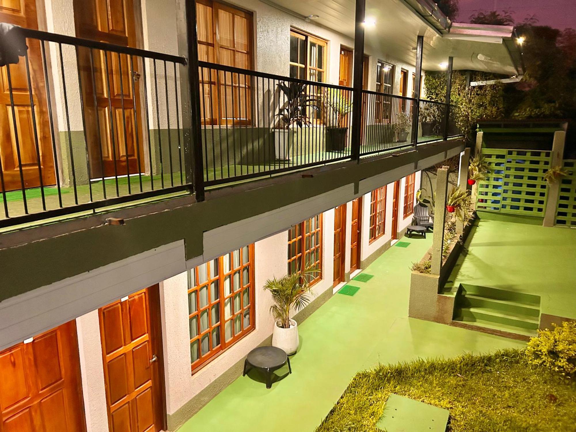 Tupa apart iguazu Puerto Iguazú Exterior foto